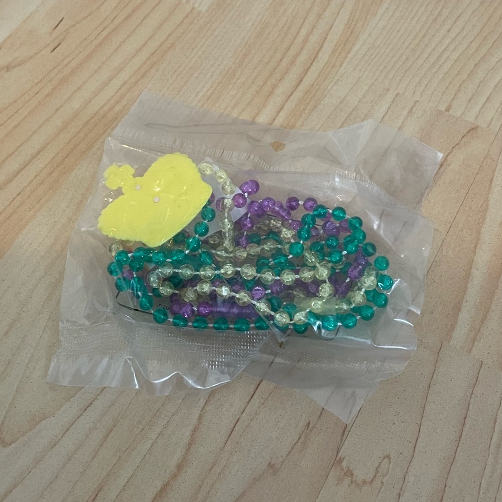 King cake decorating set